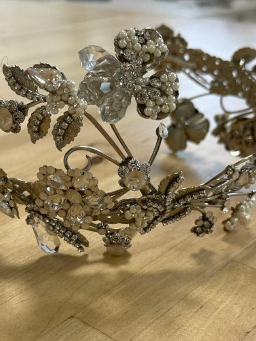 Maria Elena "April Showers" Bridal Headband Halo NWT - Picture 11 of 11